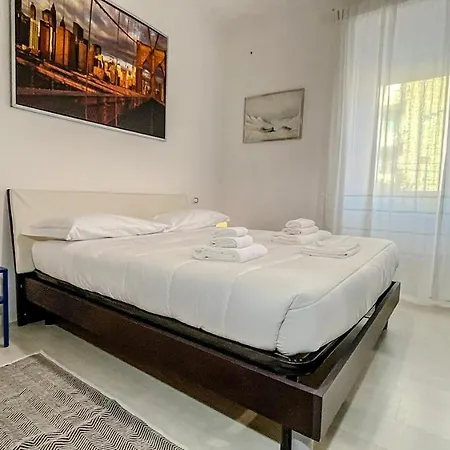 Cozy - Elegance And Comfort Near The Fair Apartment Bari