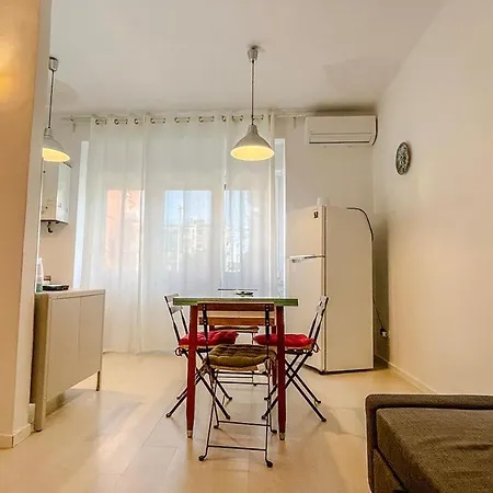 Апартаменты Cozy - Elegance And Comfort Near The Fair Бари