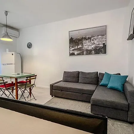 Cozy - Elegance And Comfort Near The Fair Апартаменты